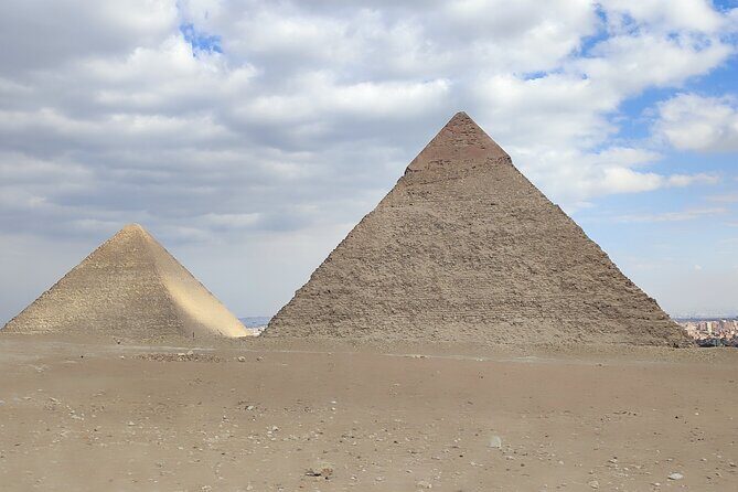 Day Tour Giza Pyramids and Egyptian Museum with Khan El-Khalili - Final thoughts: Who is this tour perfect for?