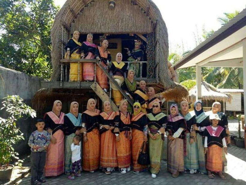 day-tour-hand-weavingtradisional-villagebeach-tour