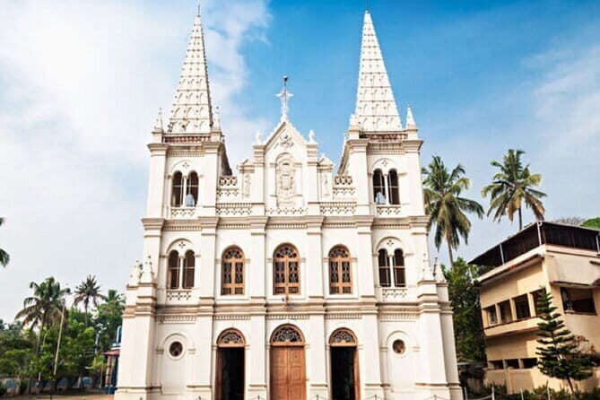 Day Tour in Alleppey and Cochin with Backwater Cruise and Beach - Who Would Enjoy This Tour?