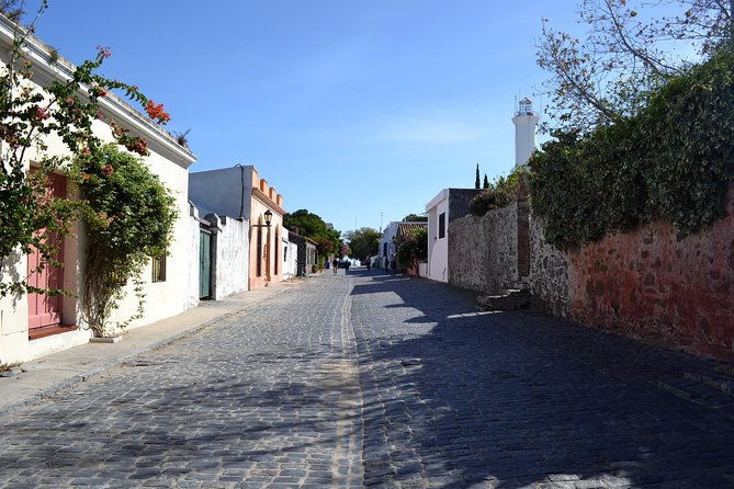 day-tour-in-colonia-del-sacramento