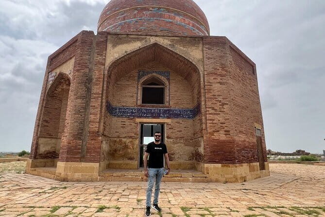 Day Tour in Karachi Unesco Heritage - Key Points