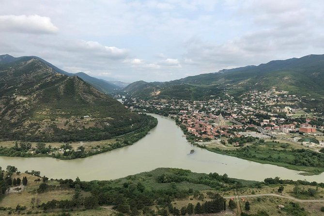 day-tour-jvari-mtskheta-gori-uplistsikhe-home-cooked-lunch
