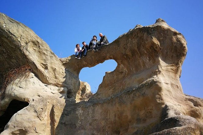 day-tour-jvari-mtskheta-gori-uplistsikhe-home-cooked-lunch