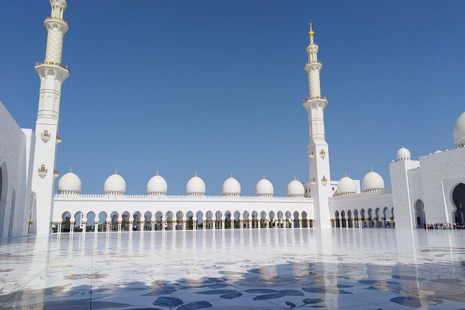 Day Tour of Abu Dhabi from Dubai - Who is This Tour Best For?