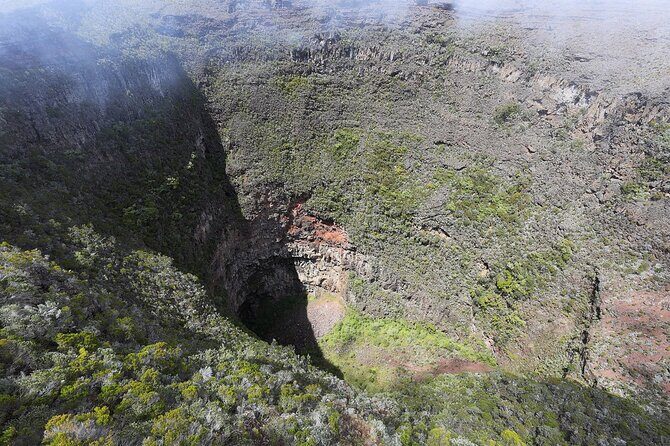 Day tour of the mountains to the Volcano + breakfast - First Impressions: What Makes This Tour Special