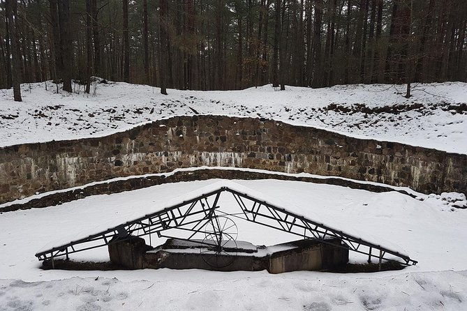 day-tour-out-of-vilnius-paneriai-holocaust-parktrakai-castle-medieval-kernave-2