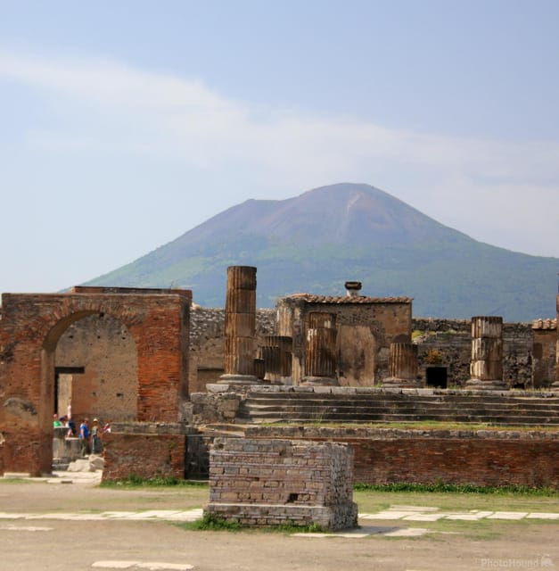 day-tour-positano-sorrento-pompeii-tour-from-naples