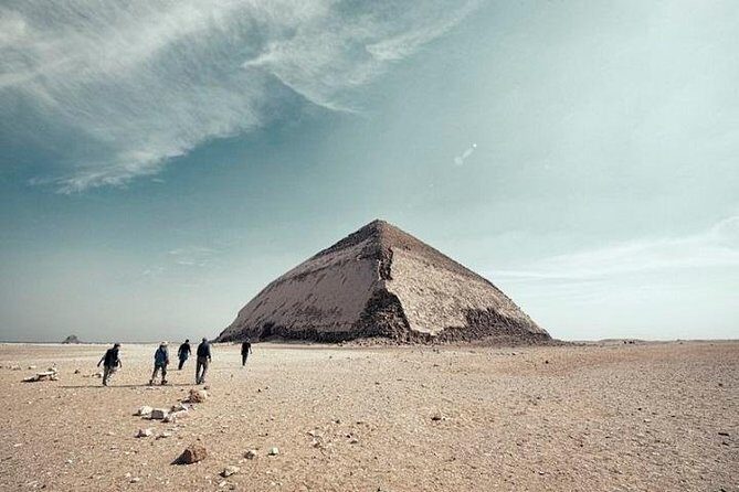 Day Tour Pyramids of Giza and Dahshur from Cairo - The Experience: What You Can Expect