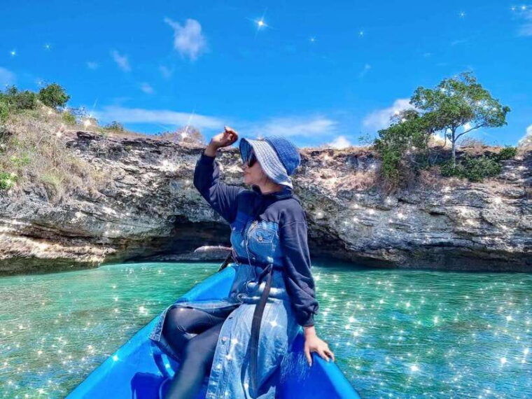 day-tour-southeastlombok-pink-beach-gili-island