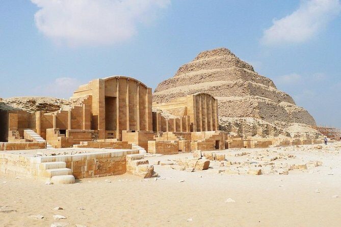 Day Tour To GIZA PYRAMIDS MEMPHIS CITY AND SAKKARA PYRAMID - Key Points