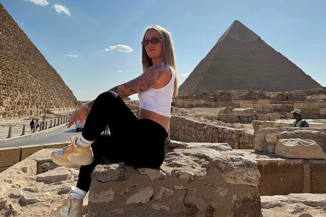 Day Tour to Giza Pyramids , sphinx ,With all the highlights - Key Points