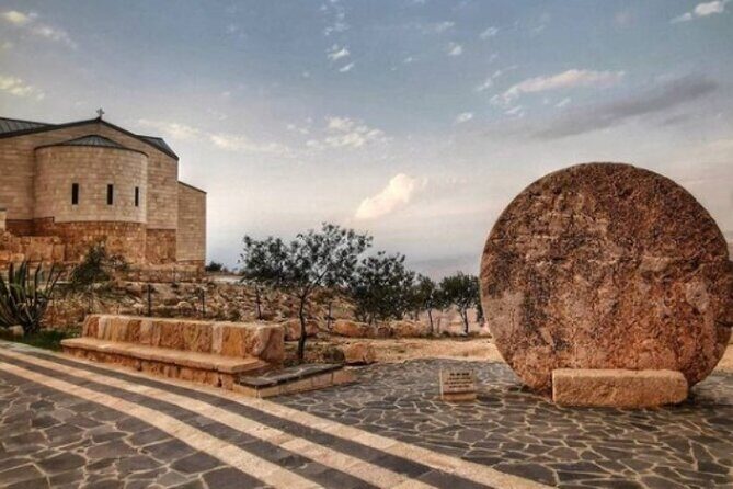 Day tour to Madaba, Mt.Nebo & Dead Sea from Amman - Who Is This Tour Best For?