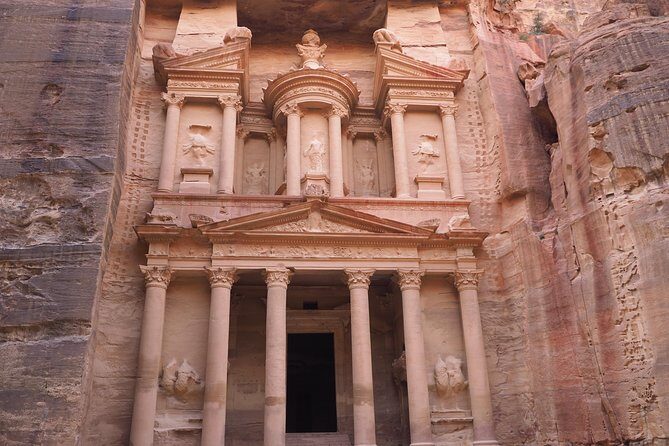 Day Tour to Petra by Bus from Tel Aviv - Key Points