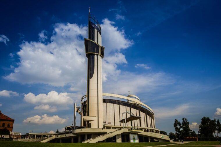 day-tour-traces-of-pope-john-paul-ii-near-krakow
