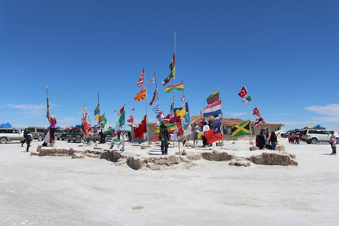 day-tour-uyuni-salt-flat-bolivia