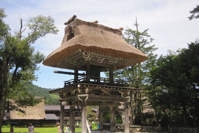 day-trip-bus-tour-from-kanazawa-station-weekend-only-world-heritage-shirakawago-day-bus-tour
