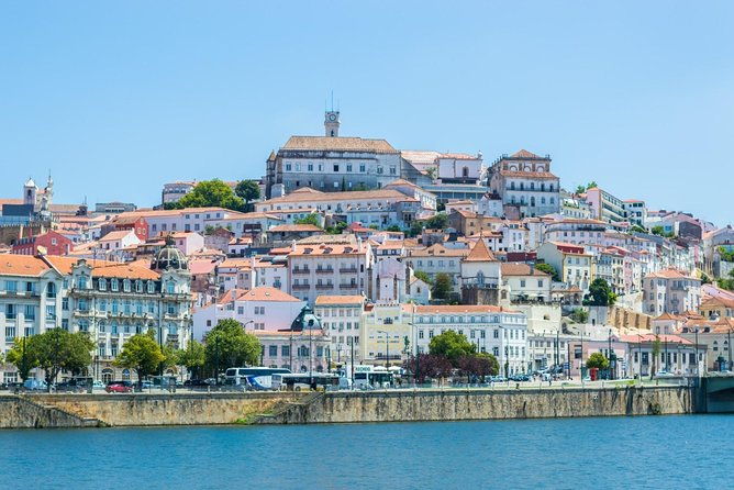 day-trip-coimbra-nazare-and-obidos