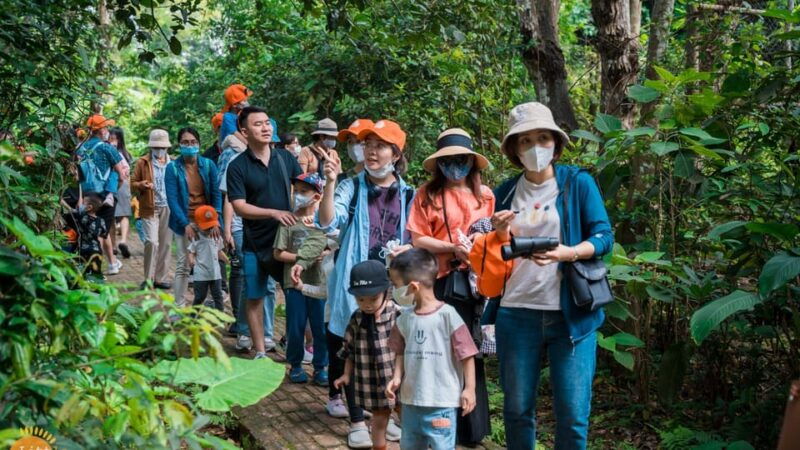 day-trip-for-a-group-to-cuc-phuong-national-park