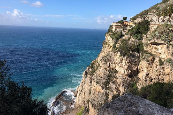 day-trip-from-rome-to-pompei-and-amalfi-cost-12hrs