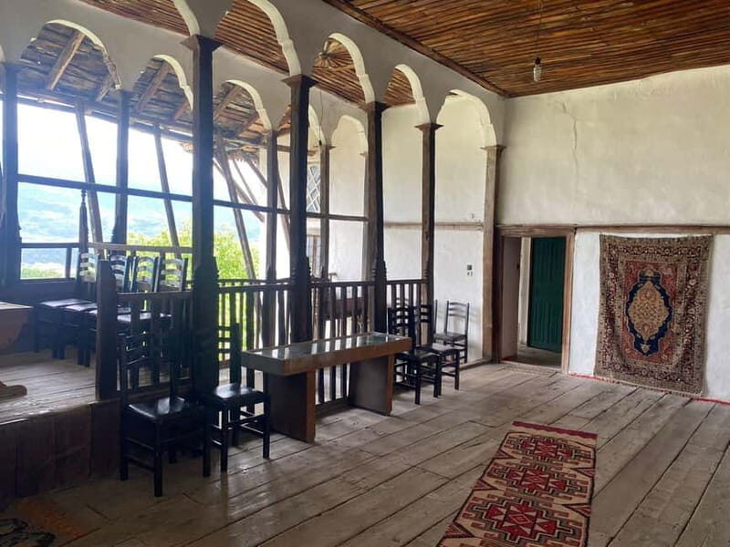 Day trip from Saranda : Blue Eye and Gjirokastra - A Complete Breakdown of the Itinerary