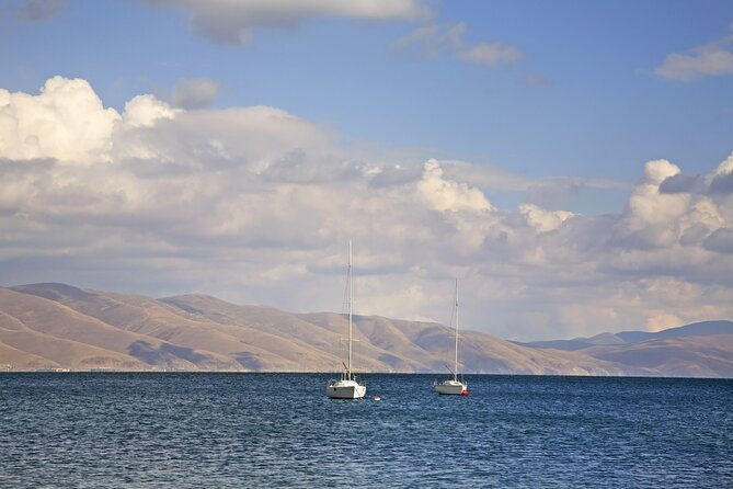 day-trip-garni-geghard-lake-sevan-sevanavank
