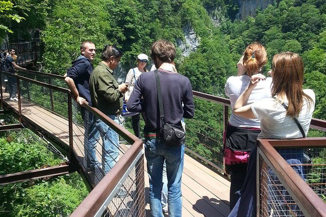 day-trip-in-prometheus-cave-and-okatse-canyon-by-visit-geo