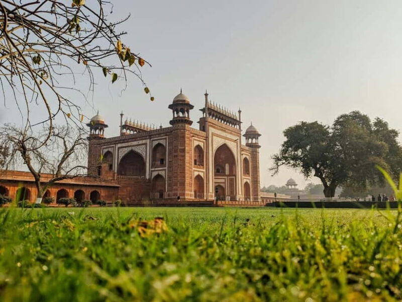 Day Trip Taj Mahal and Agra Fort with Baby Taj - The Experience of Comfort and Flexibility