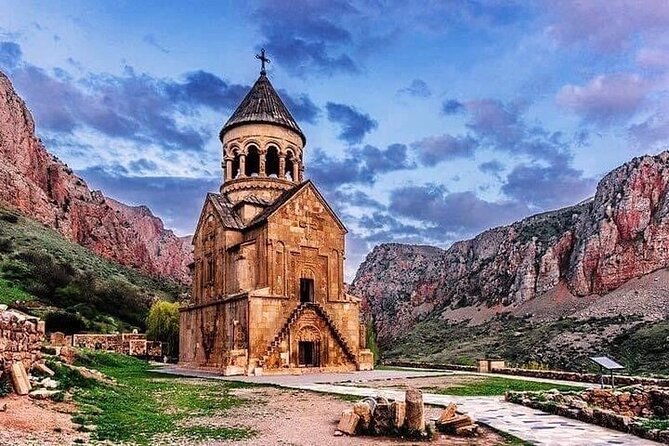 day-trip-tatev-ropeway-noravank-shaki-waterfall-wine-degustation