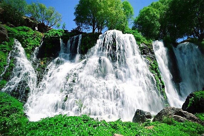 day-trip-tatev-ropeway-noravank-shaki-waterfall-wine-degustation