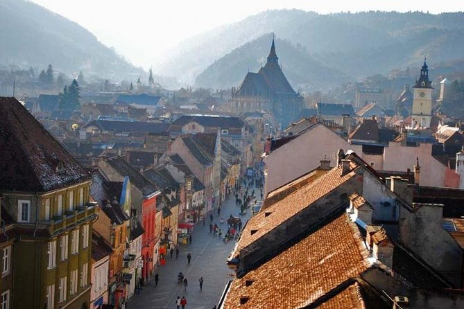 day-trip-through-brasov-in-transylvania-and-bran-peles-and-rasnov-castles