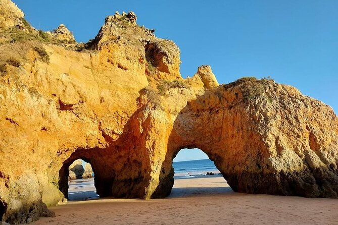 day-trip-to-algarve-benagil-caveportimao-from-lisbon