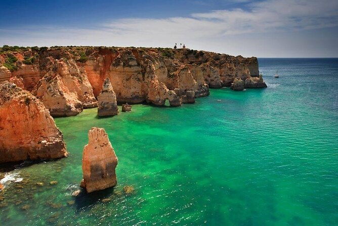day-trip-to-algarve-benagil-caveportimao-from-lisbon