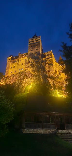 day-trip-to-bran-draculas-castle-and-peles-castle