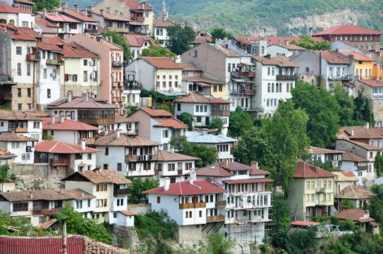 day-trip-to-bulgaria-and-veliko-tarnovo-from-bucharest-2