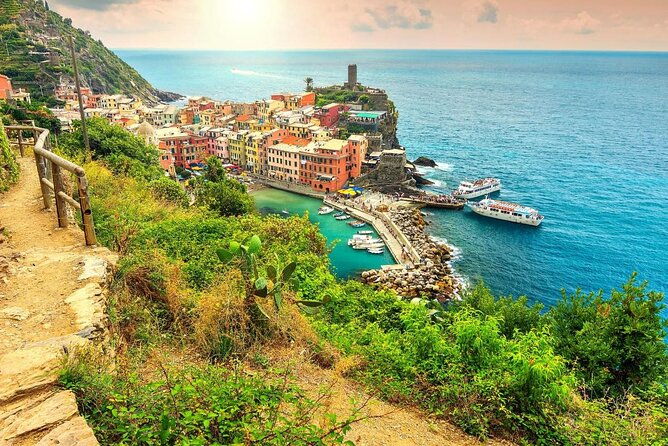 day-trip-to-cinque-terre-by-deluxe-minivan-hiking