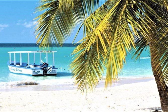 day-trip-to-doctors-cave-beach-margaritaville-shopping-from-grand-palladium