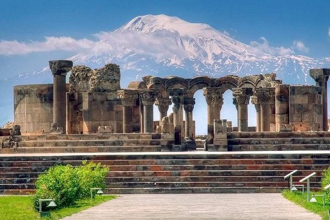 day-trip-to-echmiadzin-cathedral-and-zvartnots-temple