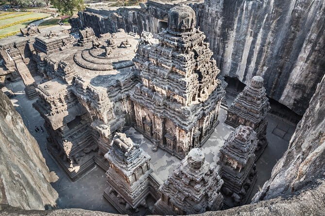 Day Trip to Ellora Caves & Daulatabad Fort (Guided Tour by Car from Aurangabad) - A Closer Look at the Tour Experience