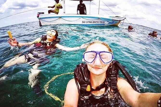 Day Trip to Galle Fort and Unawatuna Beach from Colombo - Next Stop: Galle Fort Lighthouse