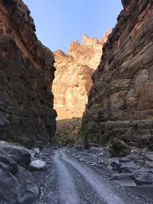 Day Trip to Jabal Shams, Wadi Nakhar, Misfat Al Abriyeen - Key Points