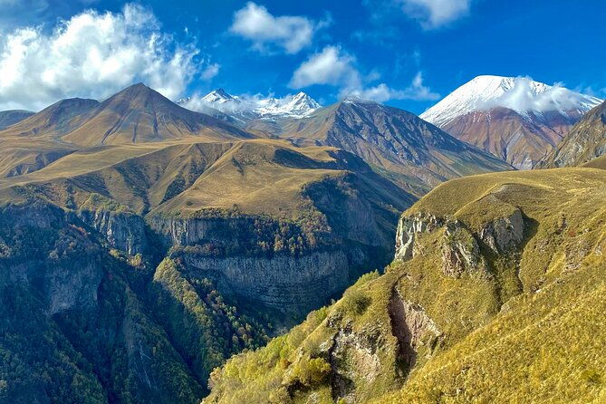 day-trip-to-kazbegi-and-gudauri