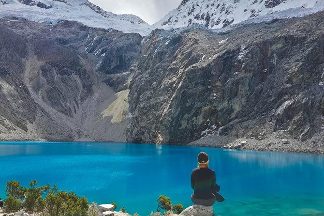 day-trip-to-the-lagoon-of-humantay-cusco
