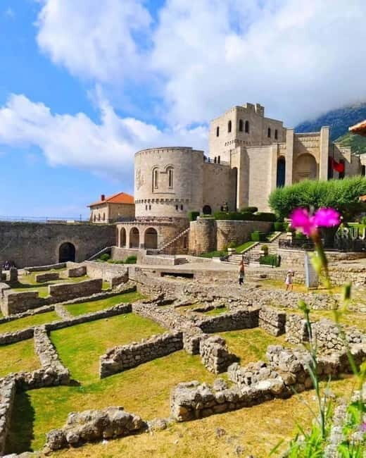Day trip to Tirana & Kruja - Lunch and Return