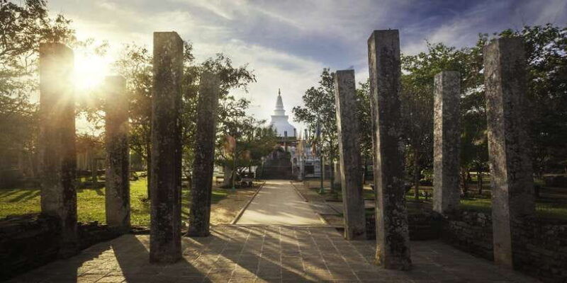 day-trip-to-unesco-city-anuradhapura-from-colombo