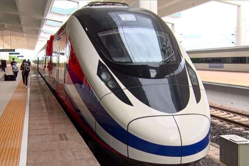 day-trip-vientiane-vangvieng-by-express-train