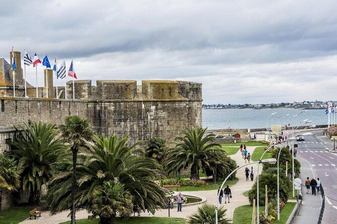 day-trip-with-local-driver-to-mt-saint-michel-cancale-and-saint-malo-from-rennes