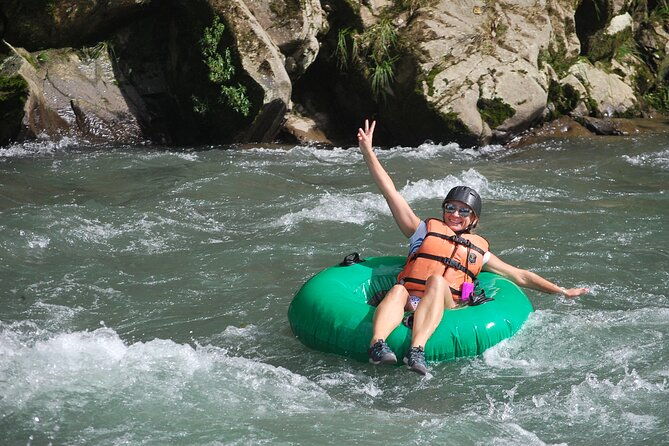day-tubing-the-pejibaye-river