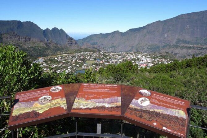 Day visit to the Cirque de Cilaos with breakfast - Key Points