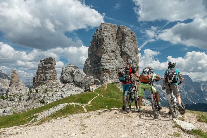 day-with-private-bicycle-guide-in-cortina-dampezzo