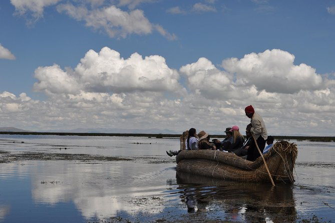 daytour-titicaca-lake-with-uros-island-from-cusco